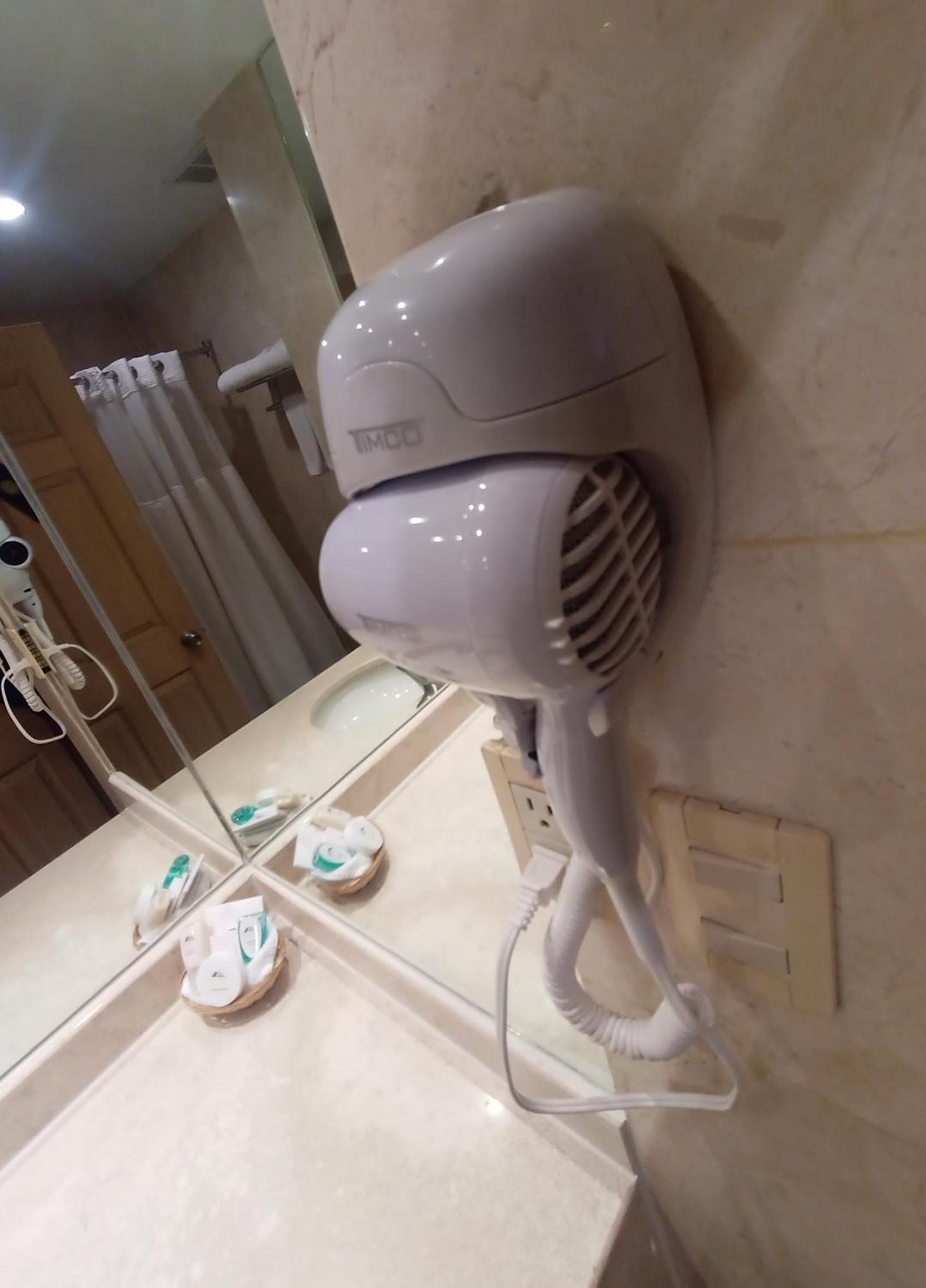 호텔 팔라시오 아스테카 티후아나 외부 사진
